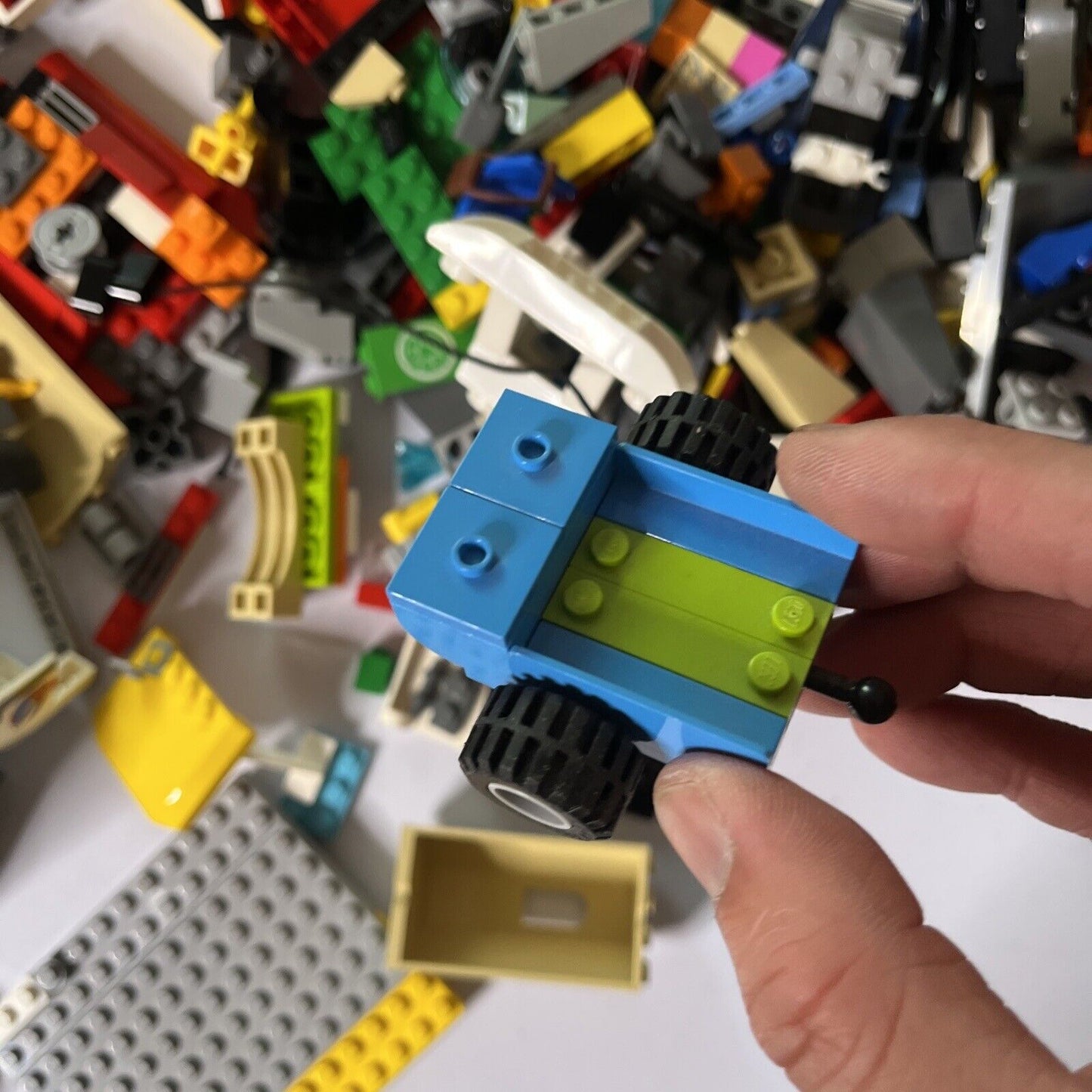 Genuine Official Lego 1.6kg Bulk Lot Bundle Cars Plane Police City Parts Bricks