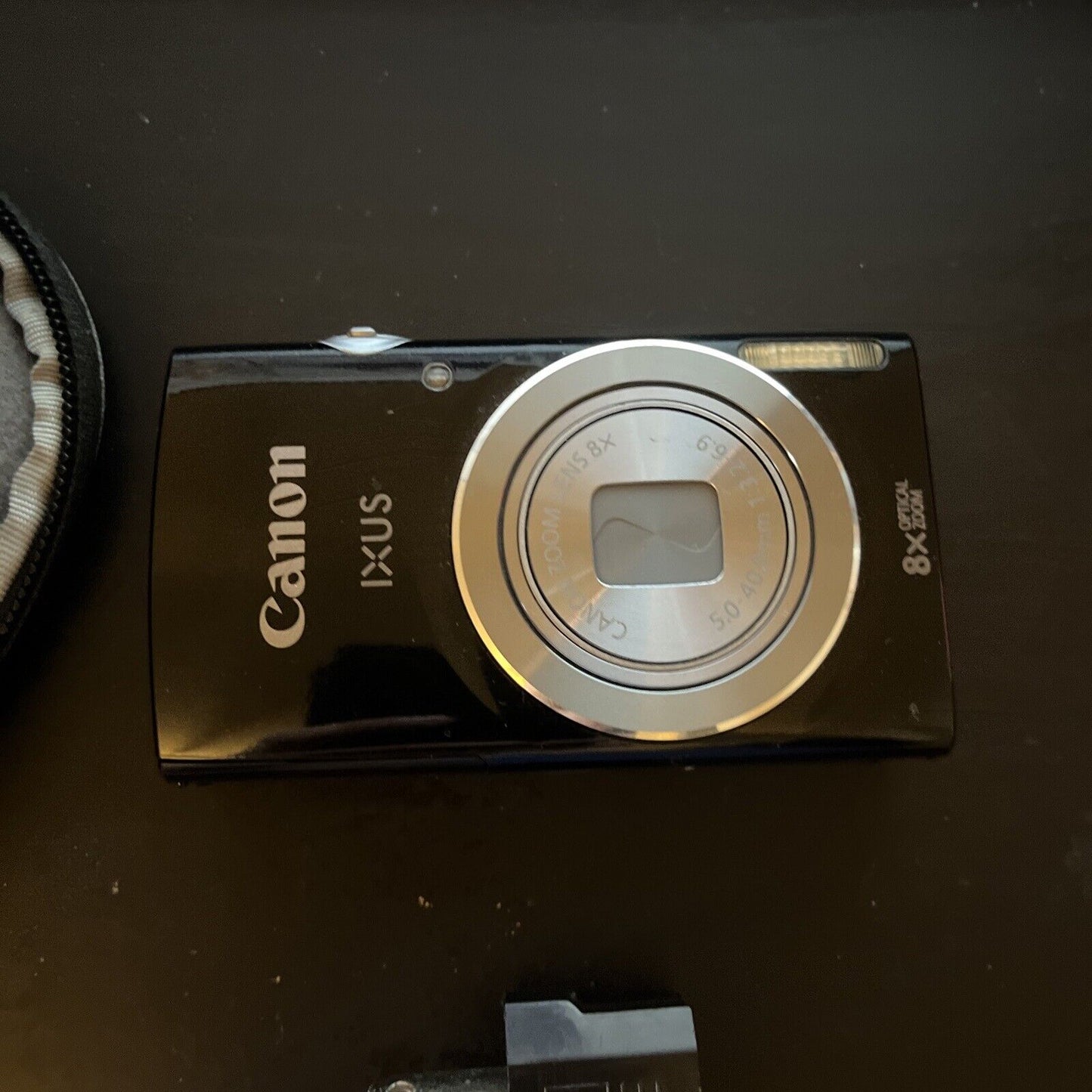 Canon IXUS 145 Compact Digital Camera 16.0 Megapixels 8x Optical Black With Case