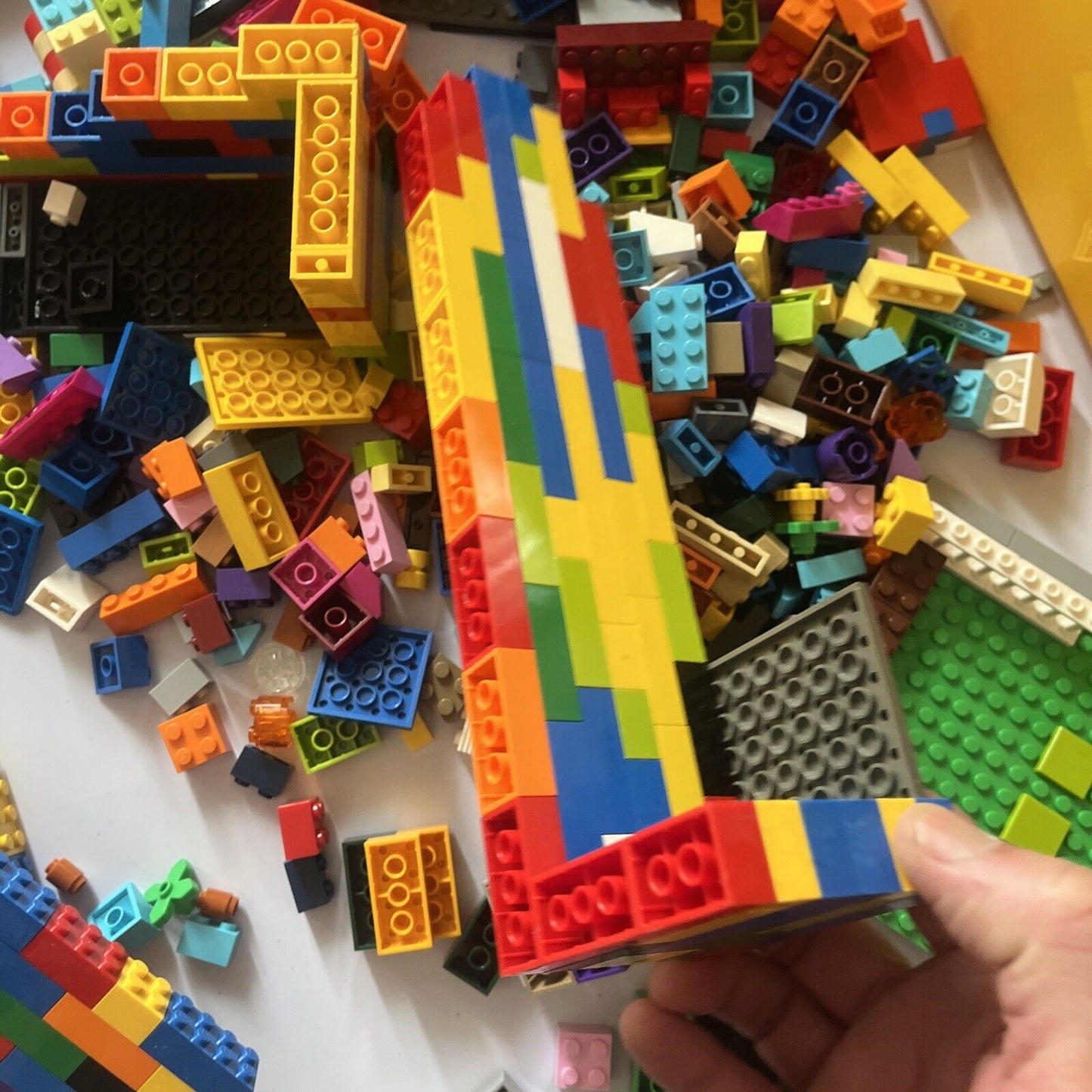 Genuine Official Lego 1.675kg Bulk Lot Bundle Bricks Parts With Lego Case