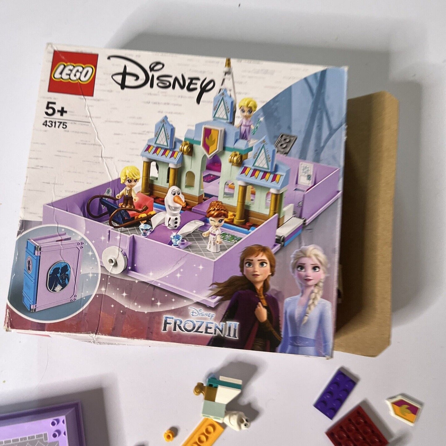 LEGO Disney: Anna and Elsa's Storybook Adventures (43175) *Incomplete - Missing*