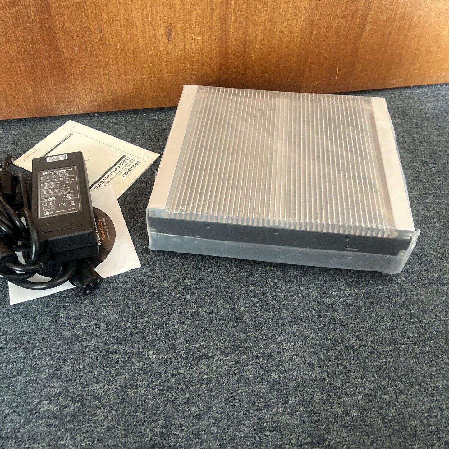 Avalue EPS-QM67 Fanless Intel Core i7 4GB RAM EPS-QM67-A1-2R Medical Panel PC