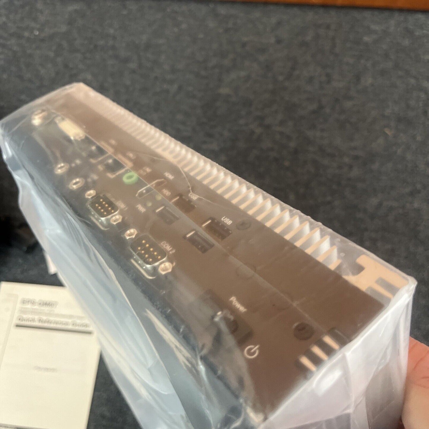 Avalue EPS-QM67 Fanless Intel Core i7 4GB RAM EPS-QM67-A1-2R Medical Panel PC