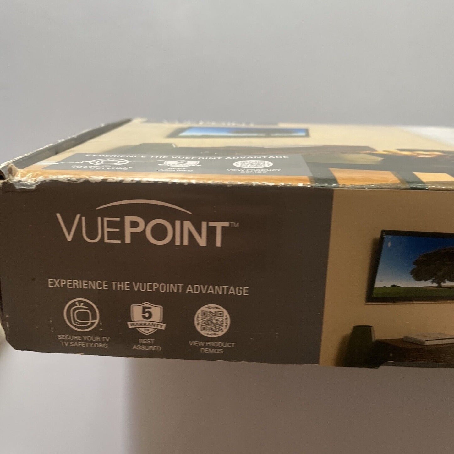 Vuepoint Tilting TV Wall Mount 32-47in 36.3kg Weight Capacity F35-B7
