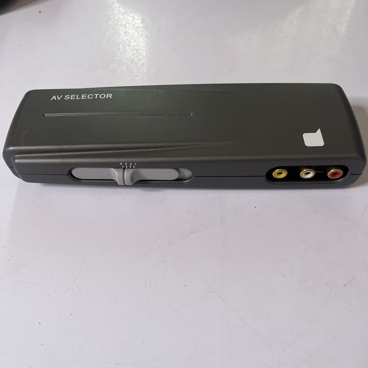 Dick Smith Electronics 4-Way AV  Selector