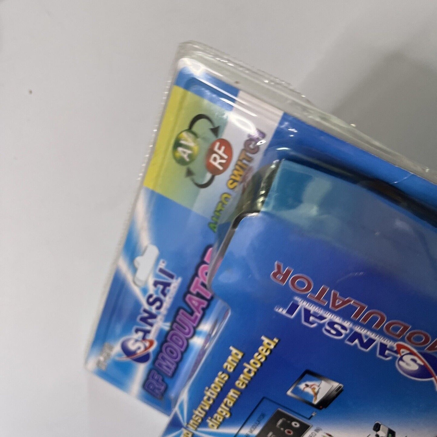 Sansai RF Modulator AV To RF Auto Switch AV-4310