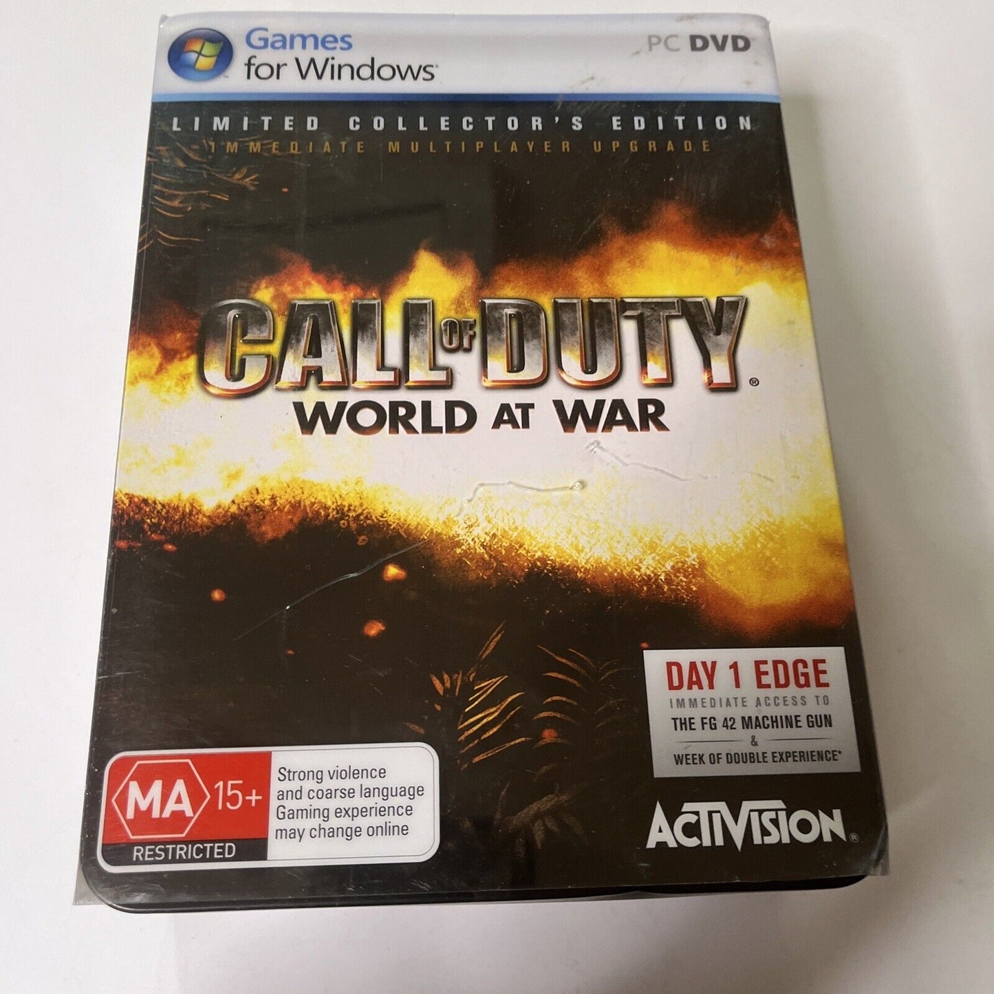 Call Of Duty World At War Tin Case & Steel Flask *No Game*