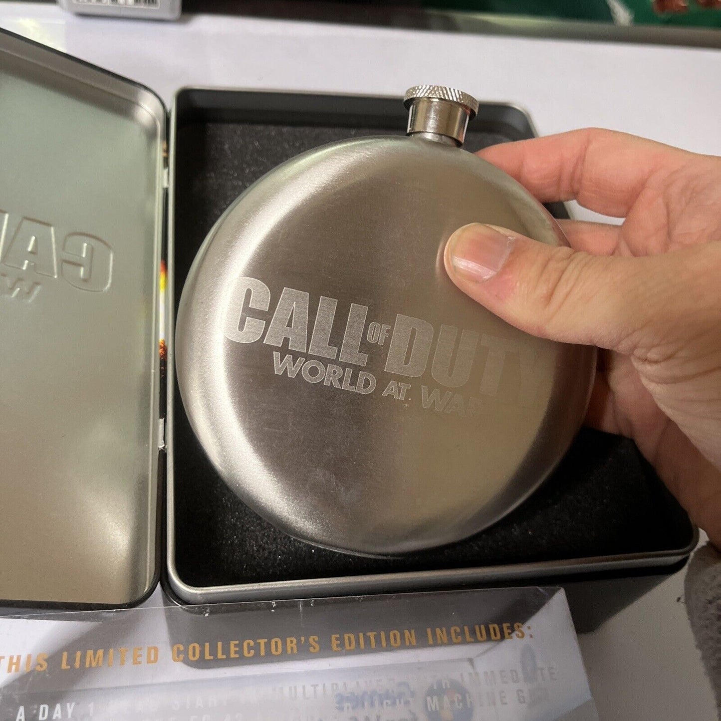 Call Of Duty World At War Tin Case & Steel Flask *No Game*