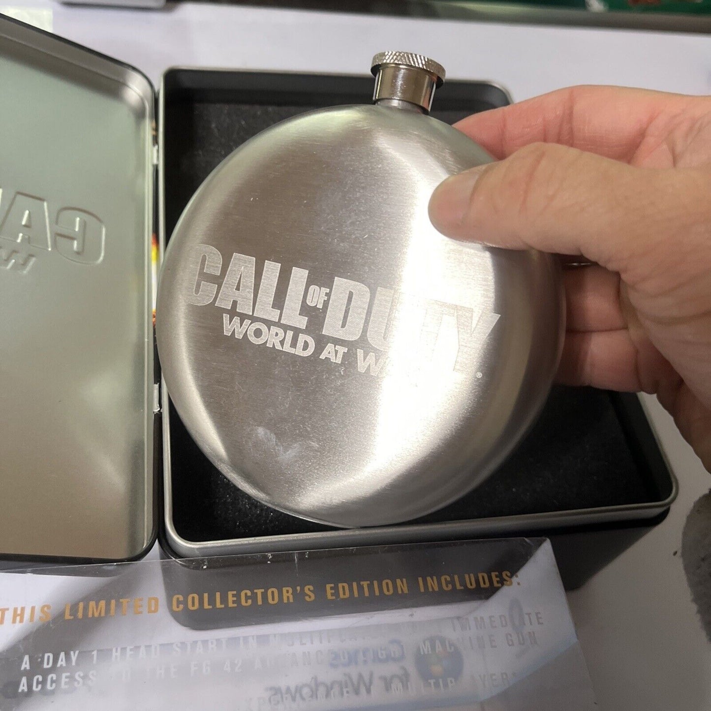 Call Of Duty World At War Tin Case & Steel Flask *No Game*