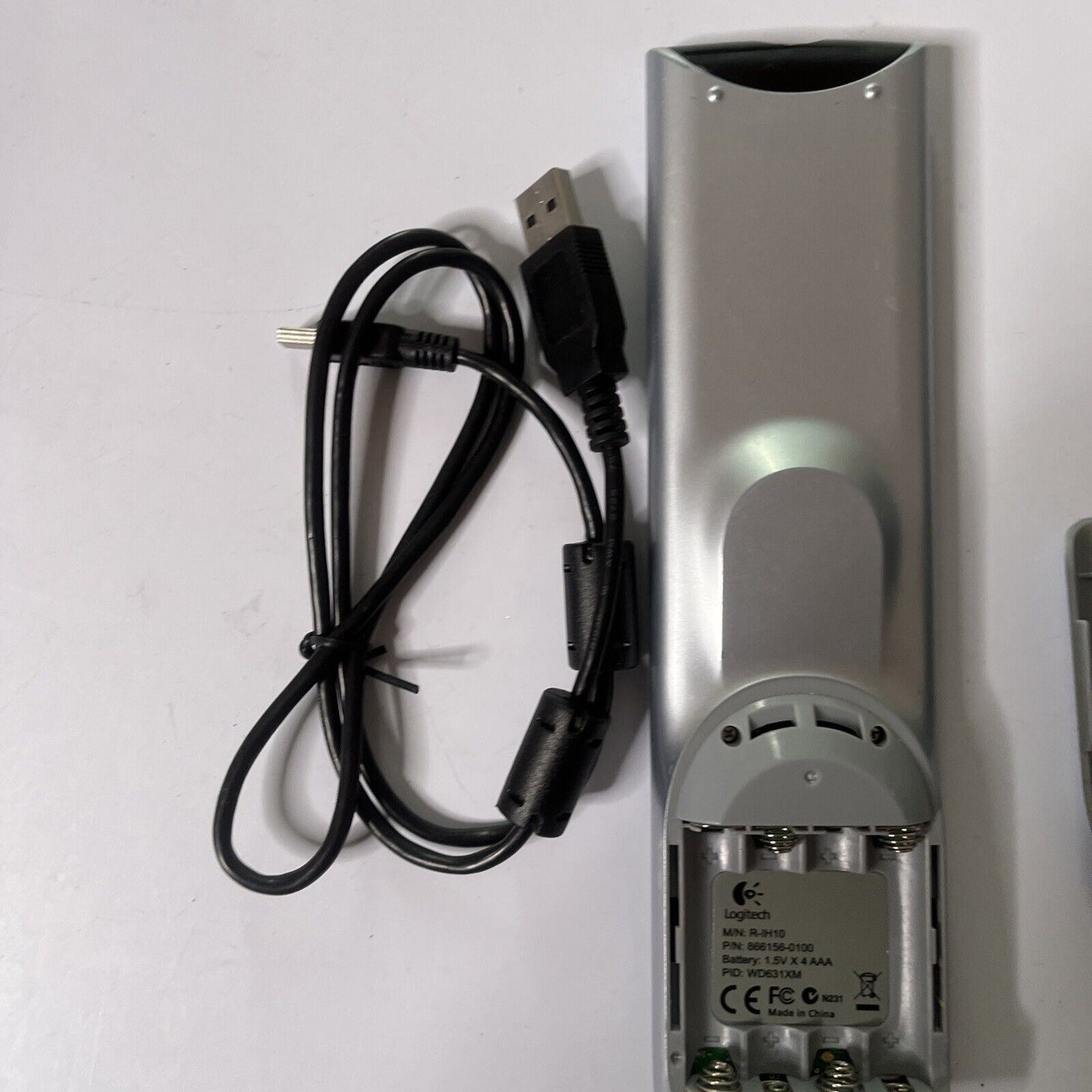 Logitech Harmony 525 Universal Remote Control R-IH10