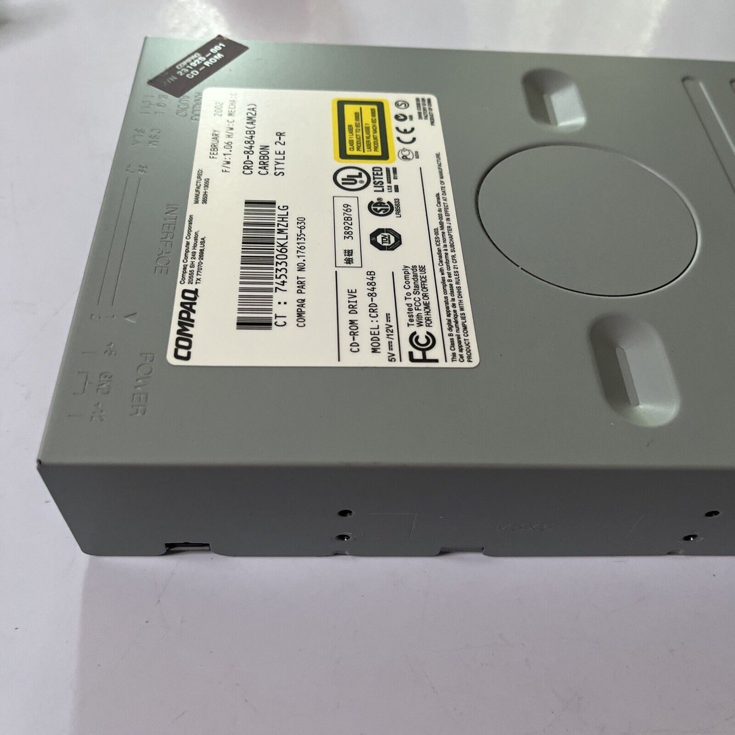 Compaq Internal CDROM Drive CRD-8484B
