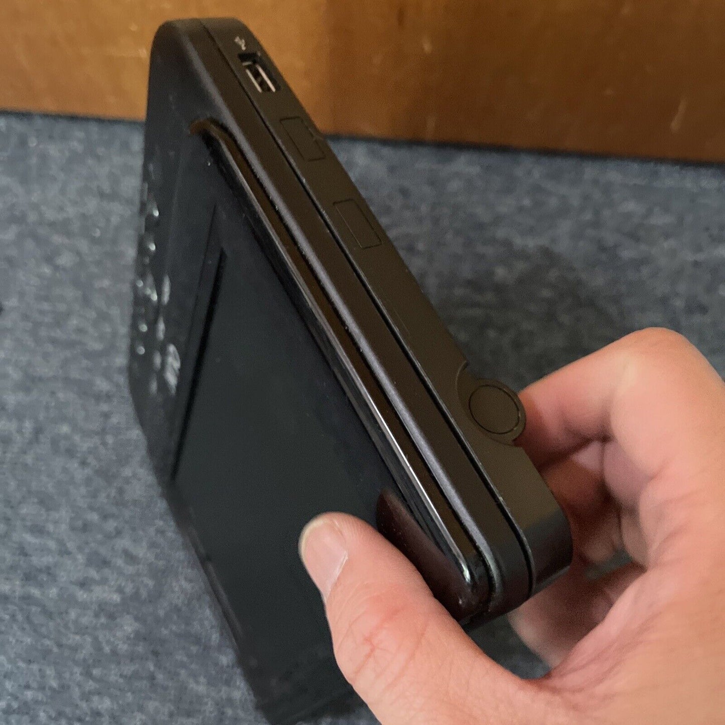 Olin 7" Portable DVD Player  PD-7755