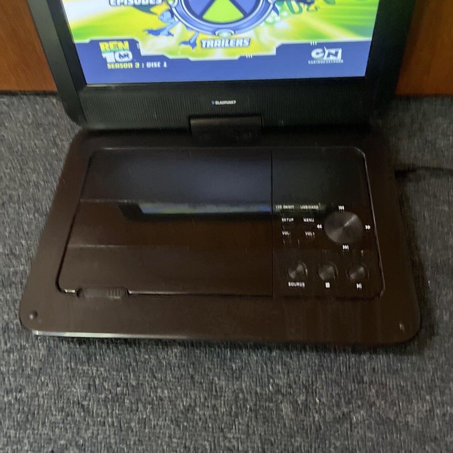 Blaupunkt 10.1" Portable DVD Player BPDVD10