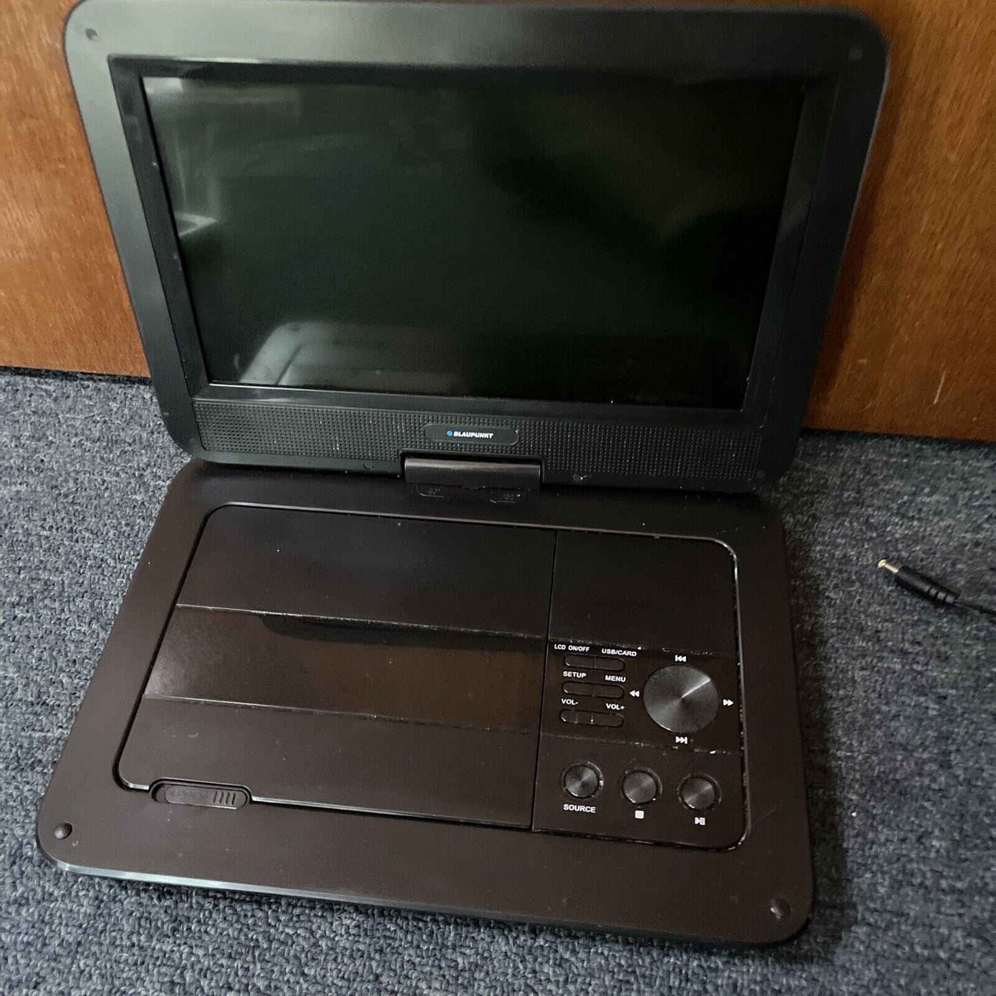 Blaupunkt 10.1" Portable DVD Player BPDVD10