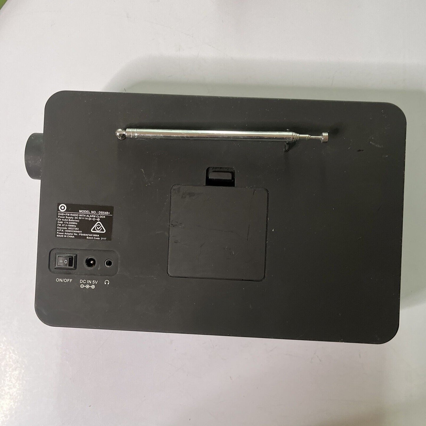 Target Portable DAB+ FM Radio With Alarm Clock DS548+