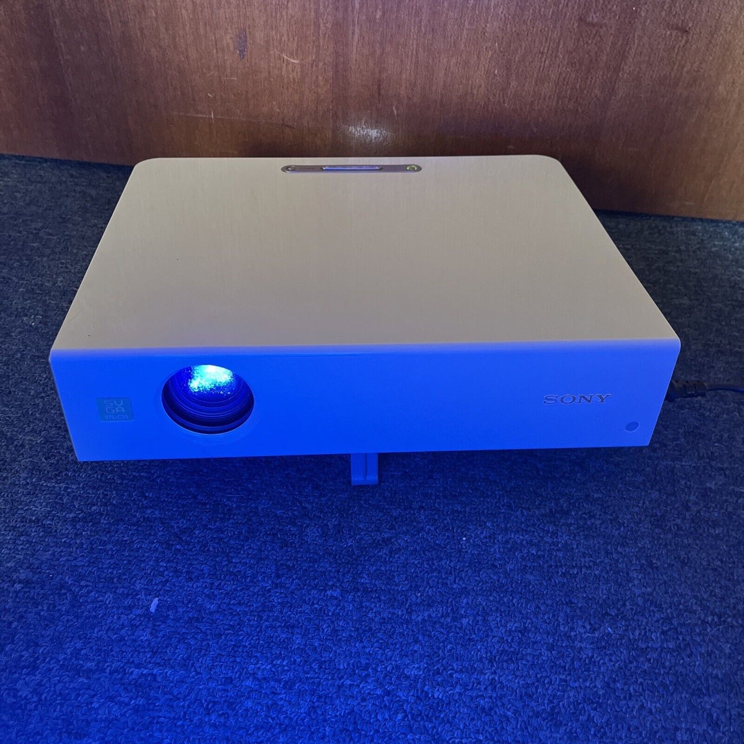 Sony SVGA Data Projector VPL-CS5 SVGA