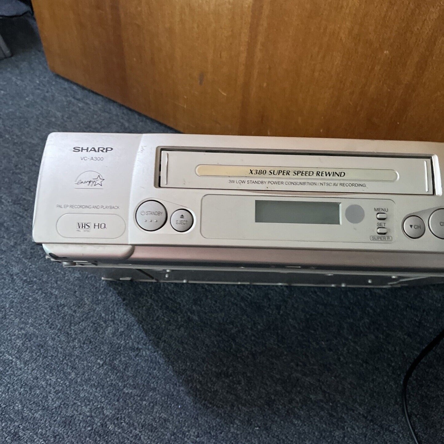 Sharp VHS Recorder Player PAL NTSC Playback *Works But Doesn't Eject No Remote*