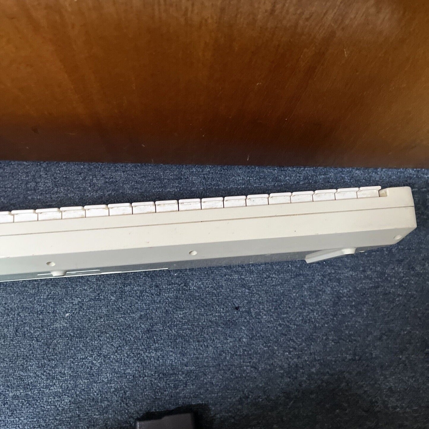 Casio Casiotone MT-45 Electronic Keyboard