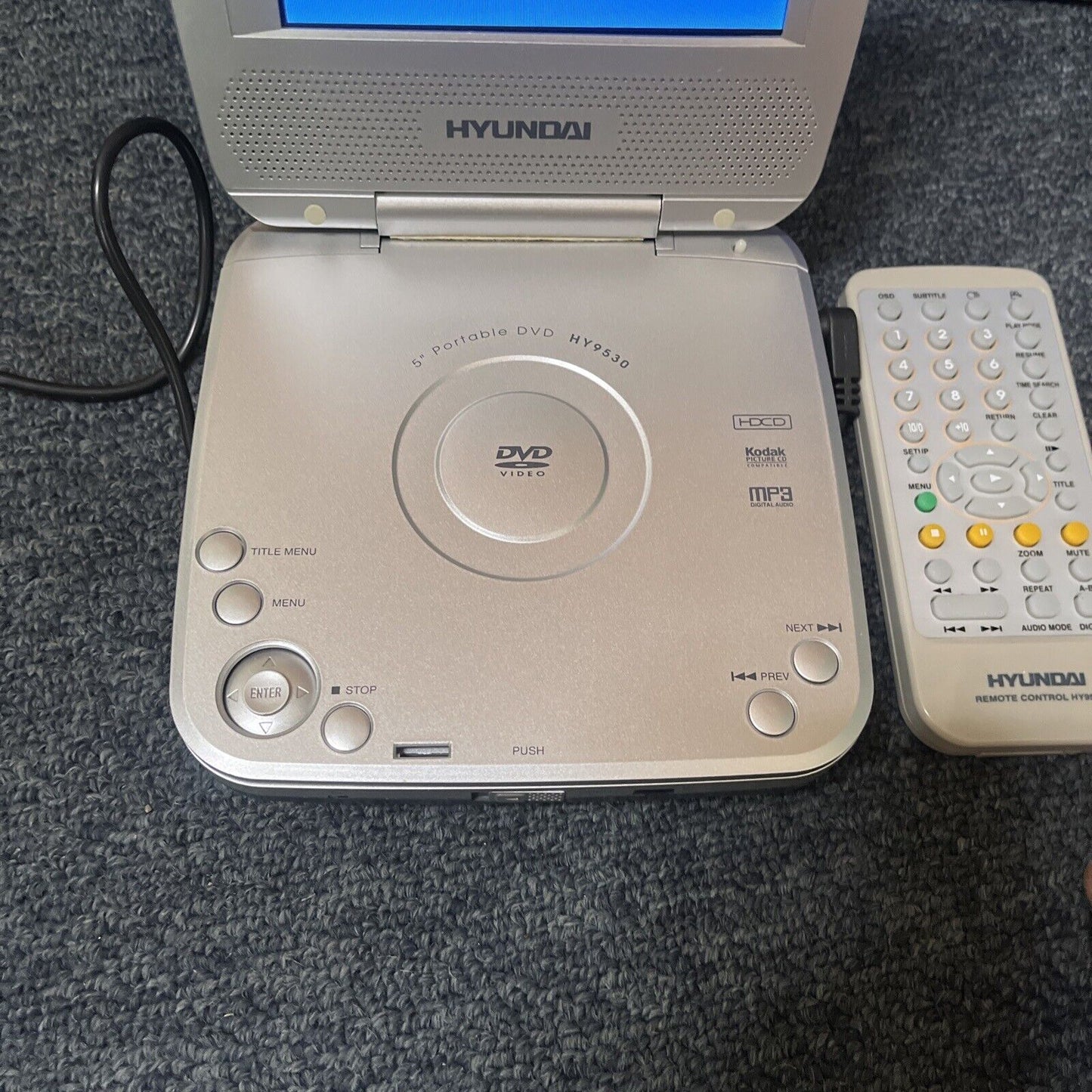 Hyundai Portable 5" DVD HDCD Player With Remote And Rechargeable Battery Hy9530