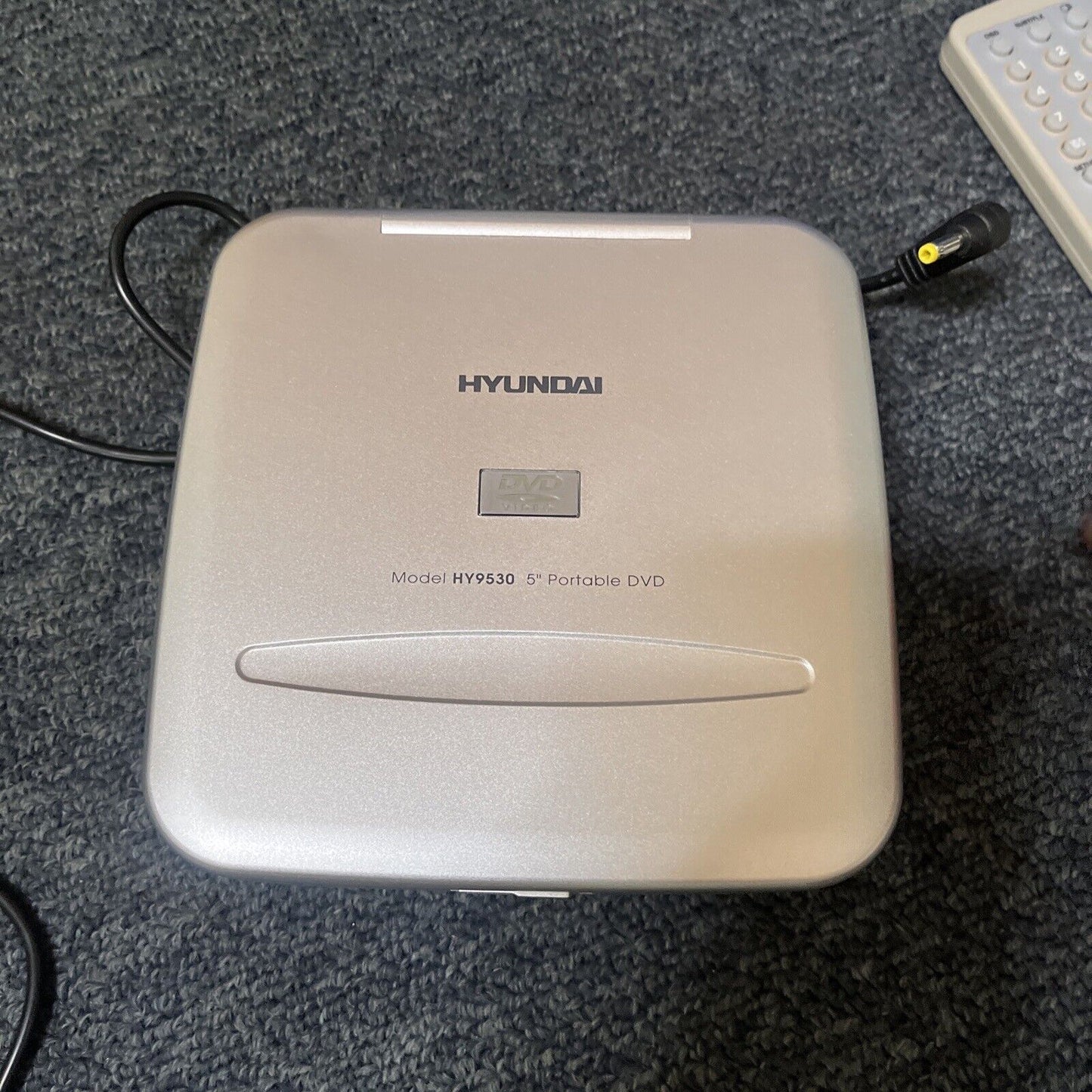 Hyundai Portable 5" DVD HDCD Player With Remote And Rechargeable Battery Hy9530