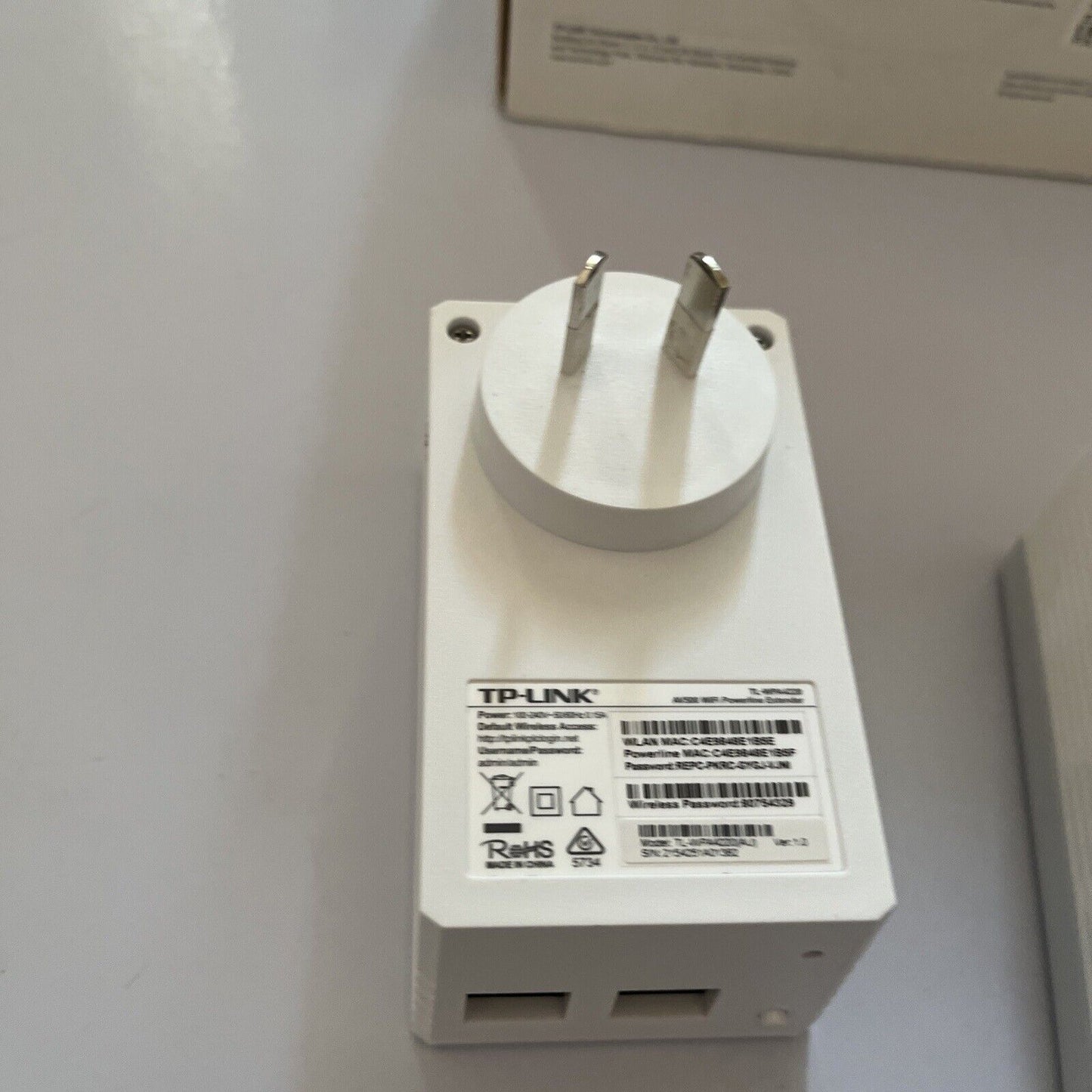 TP-Link AV500 Wifi Powerline Extender Starter Kit 300Mbps TL-WPA4227