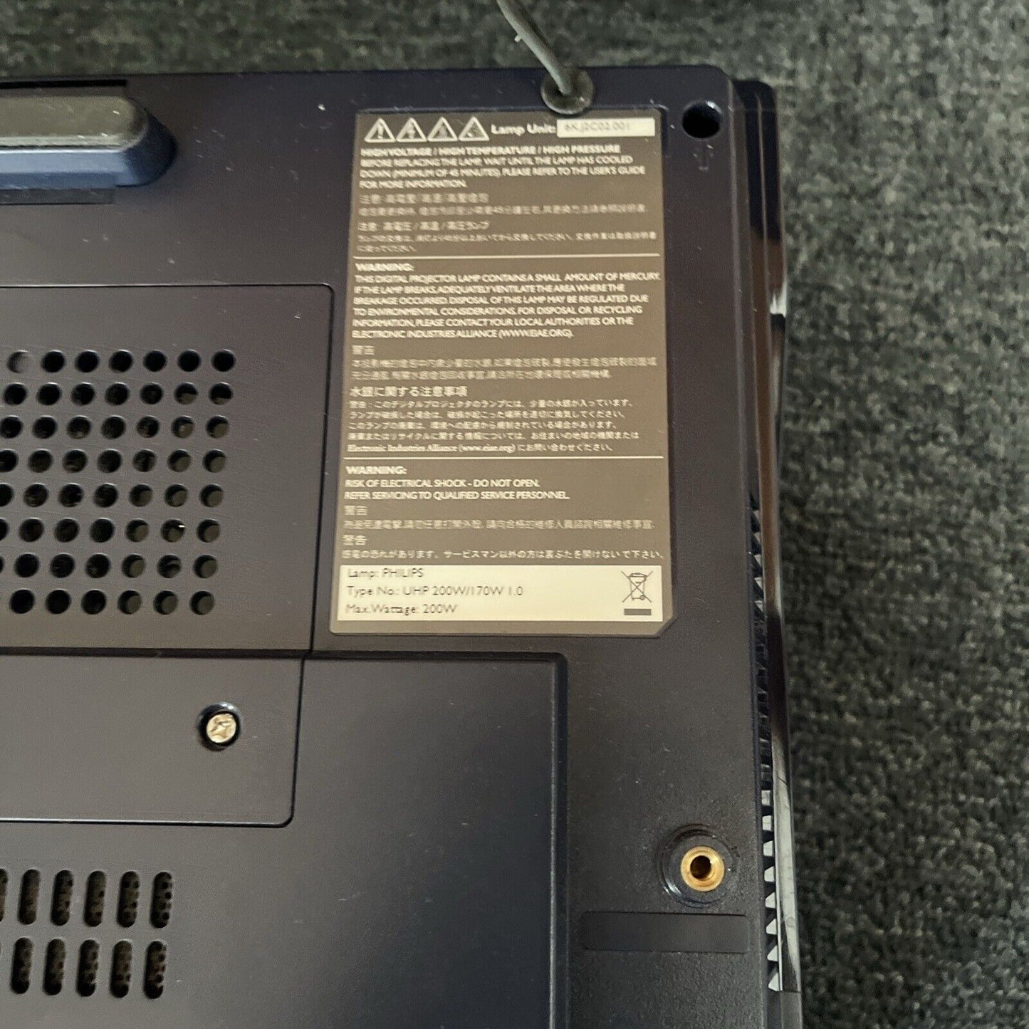 BenQ Digital Projector MP620c 469 Hour Lamp With Remote