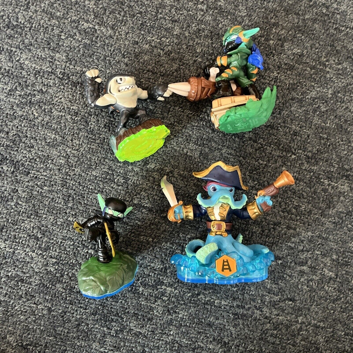 24x Skylander Figurines Bulk Lot Official Genuine