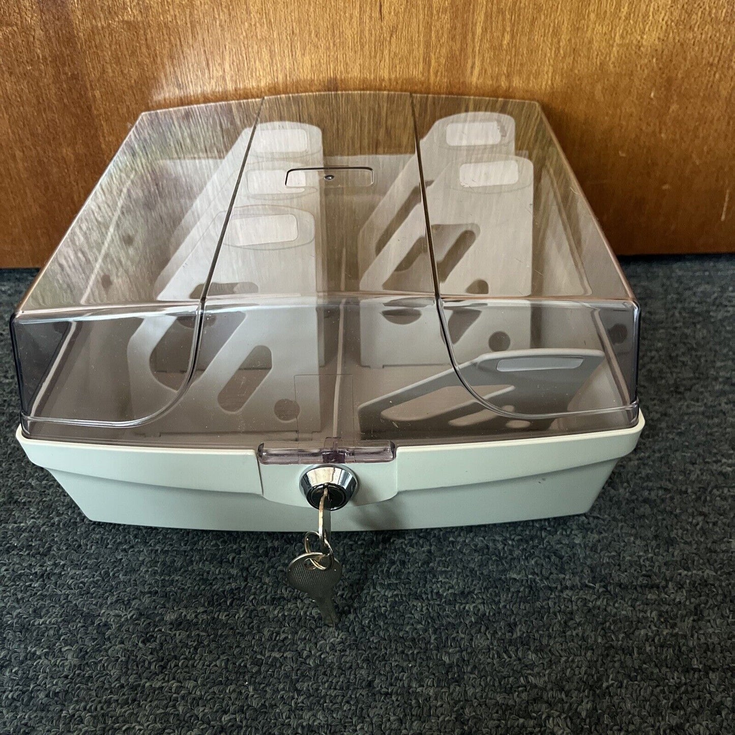 3.5" Floppy Disc Storage Box With Key And Lock *Never Used*