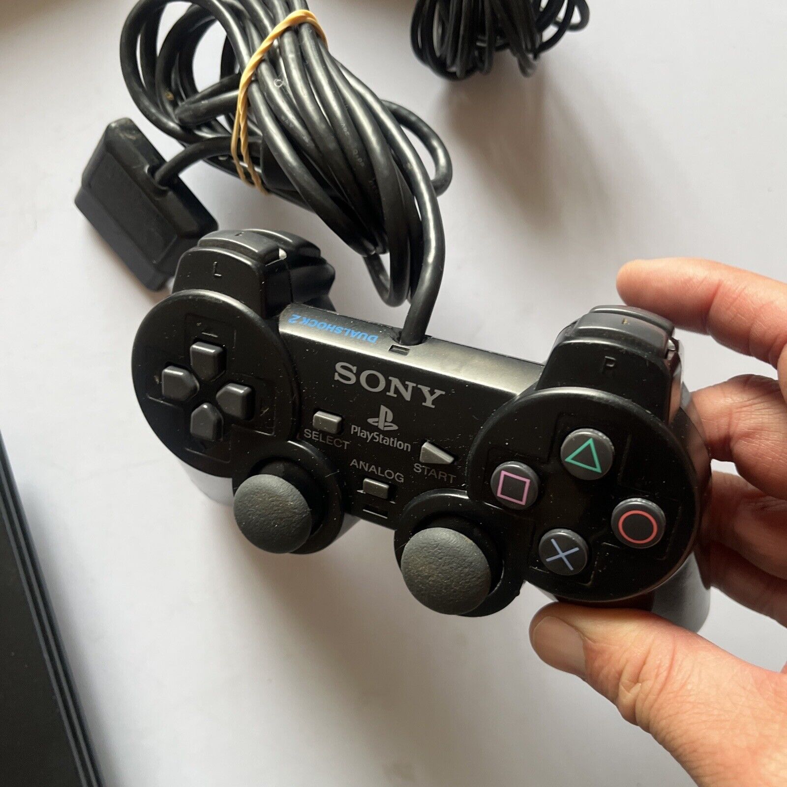 Sony PlayStation 2 (PS2) Console Original Controller and Cables Included  (PAL)