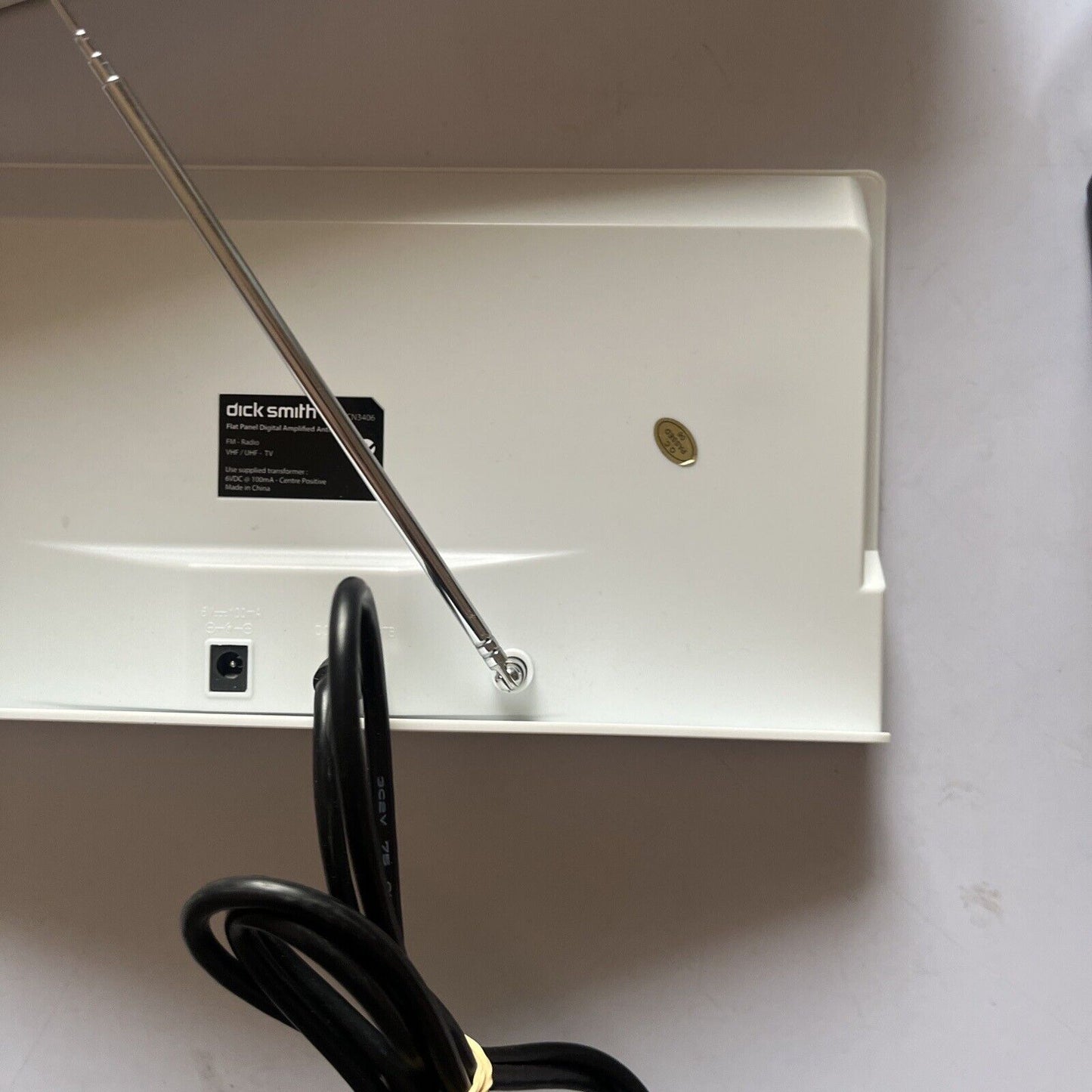 Dick Smith Flat Panel Indoor TV Antenna For Digital TV