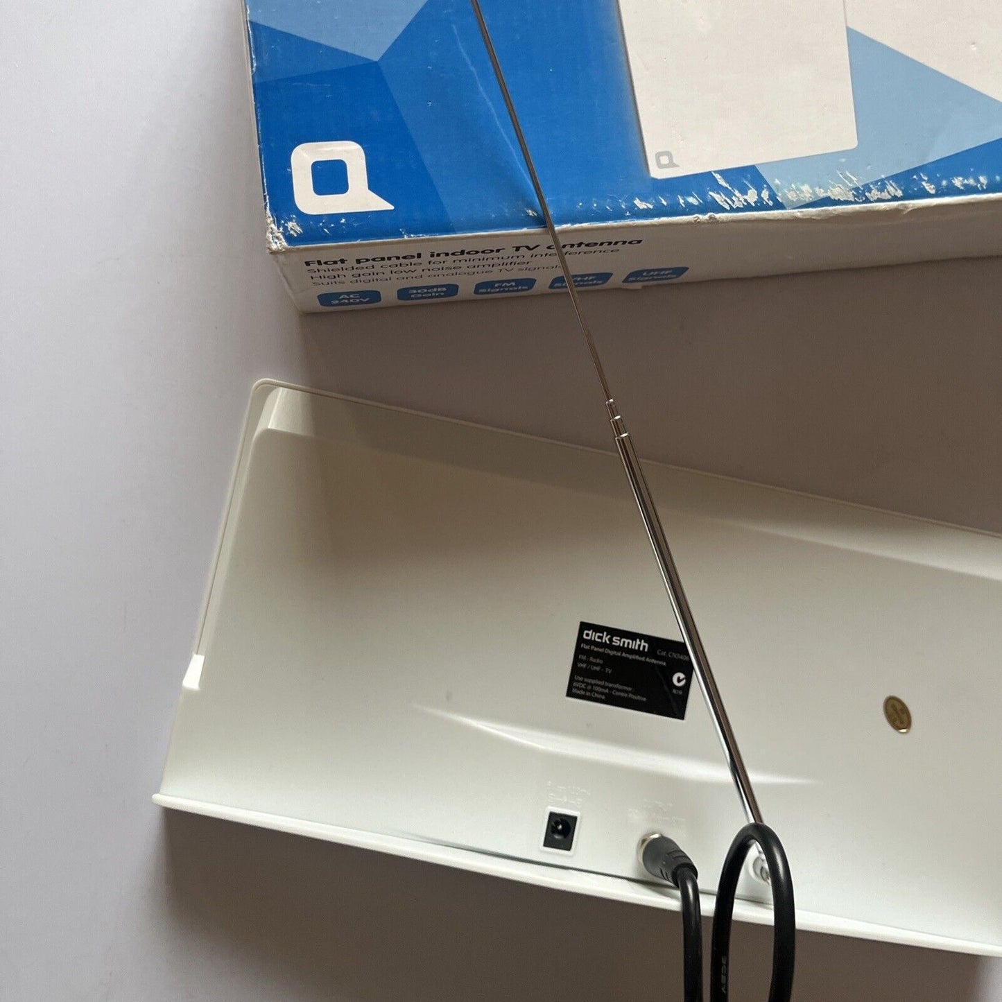 Dick Smith Flat Panel Indoor TV Antenna For Digital TV