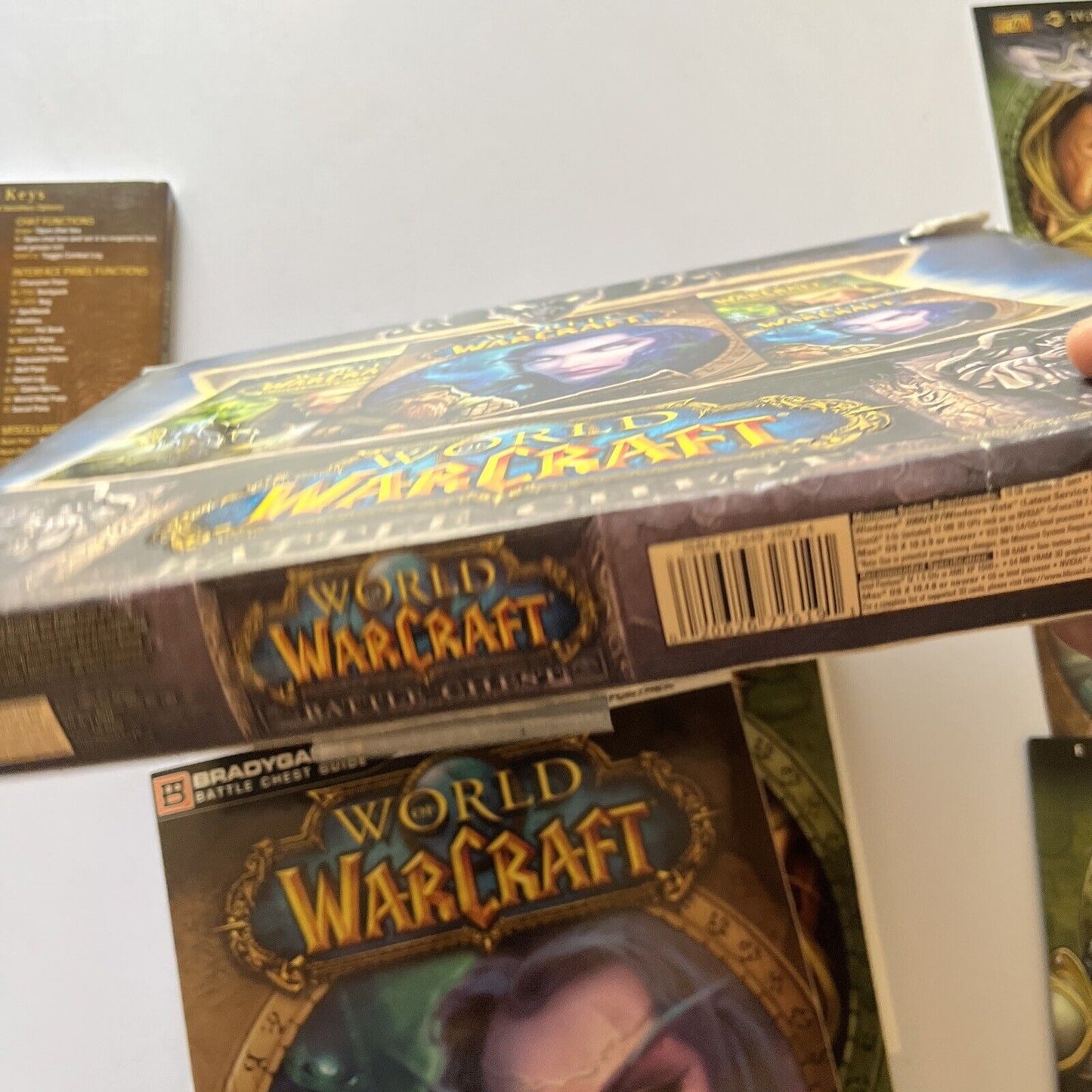 World of Warcraft: Battle Chest (Windows/Mac 2007) Manual Book *Key Used*