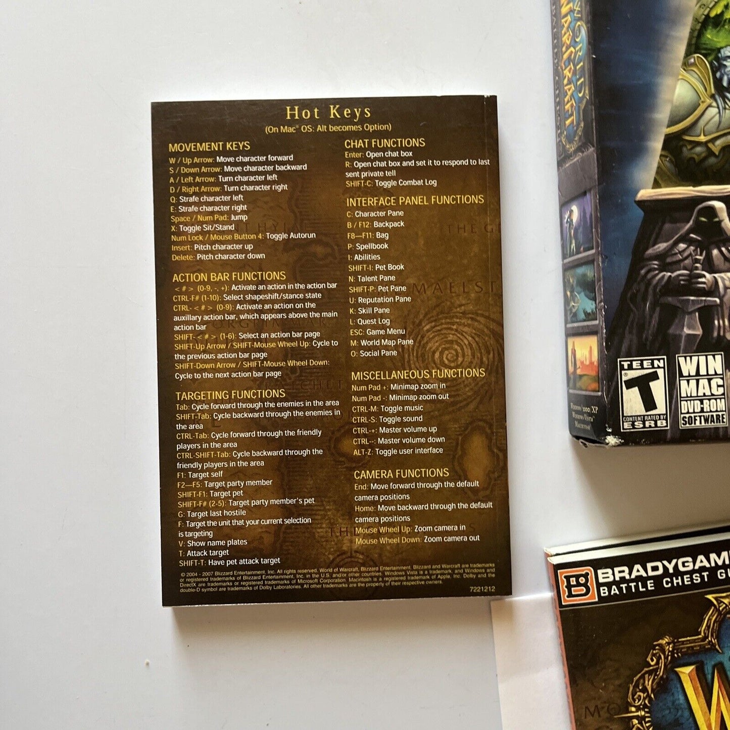 World of Warcraft: Battle Chest (Windows/Mac 2007) Manual Book *Key Used*