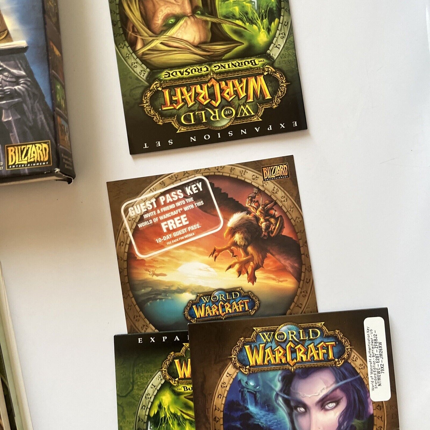 World of Warcraft: Battle Chest (Windows/Mac 2007) Manual Book *Key Used*