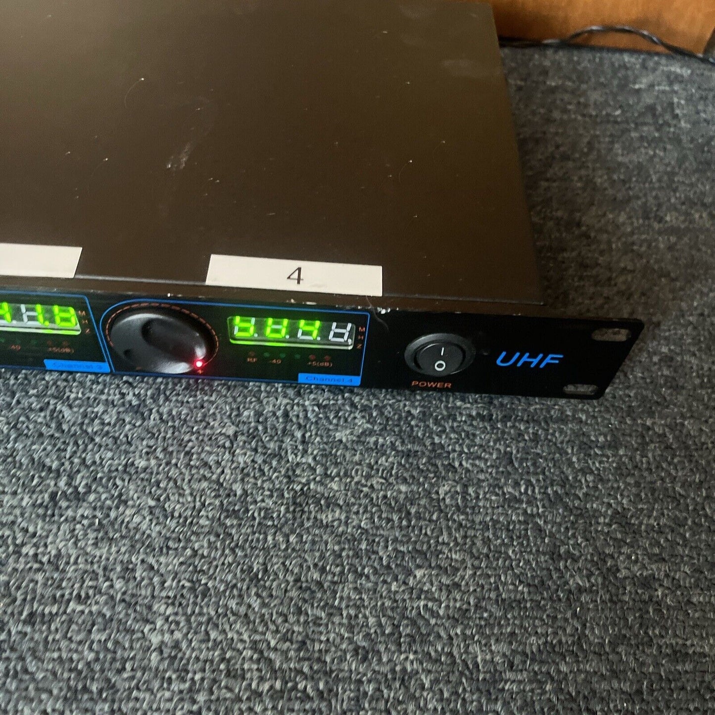 Lane LWM-5638 UHF Wireless Microphone System *No Microphones*