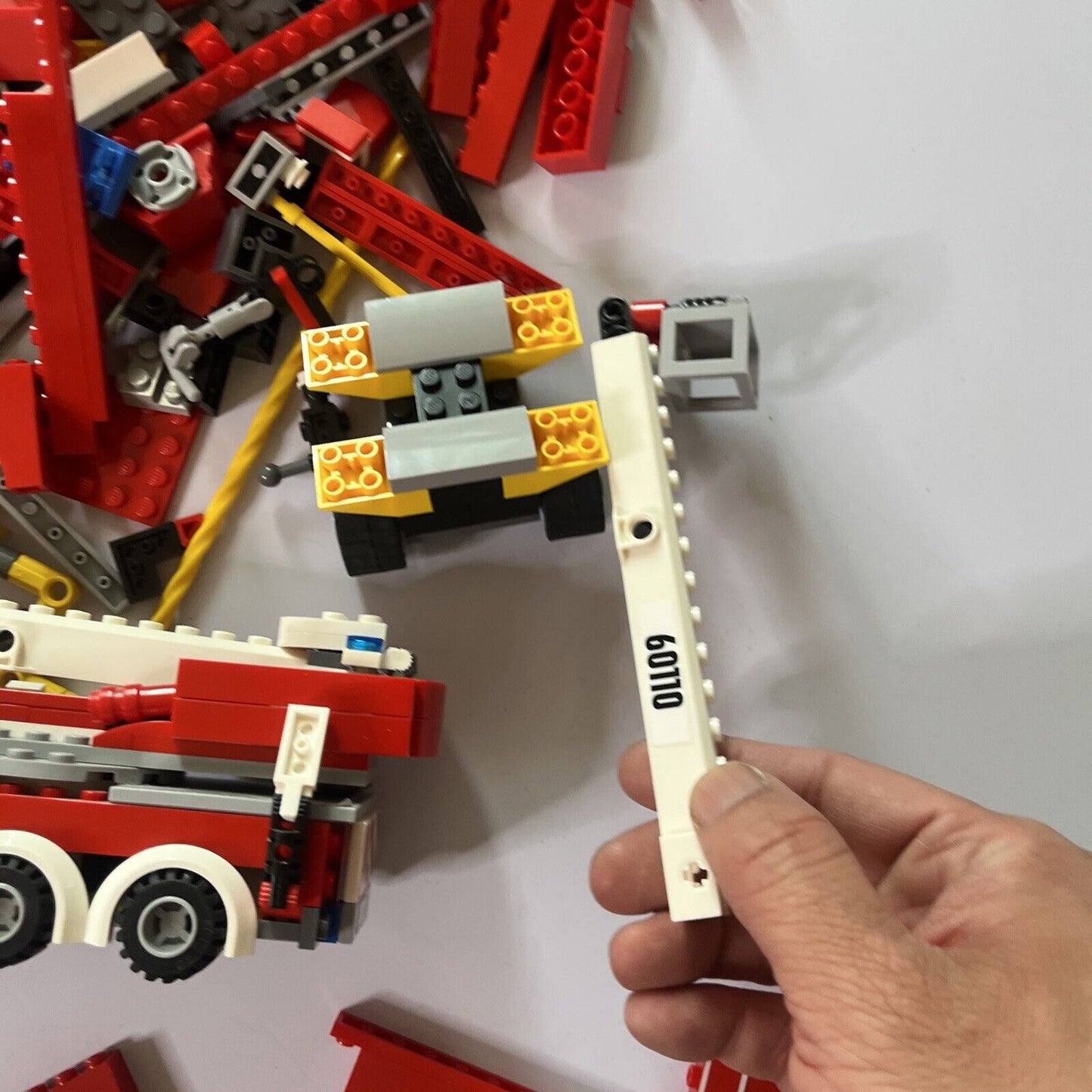 Genuine Authentic Lego 1.55kg Bulk Lot Fire Engine Truck Ferrari Bricks Parts