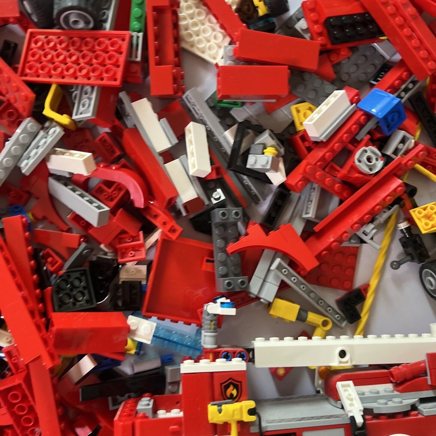 Genuine Authentic Lego 1.55kg Bulk Lot Fire Engine Truck Ferrari Bricks Parts