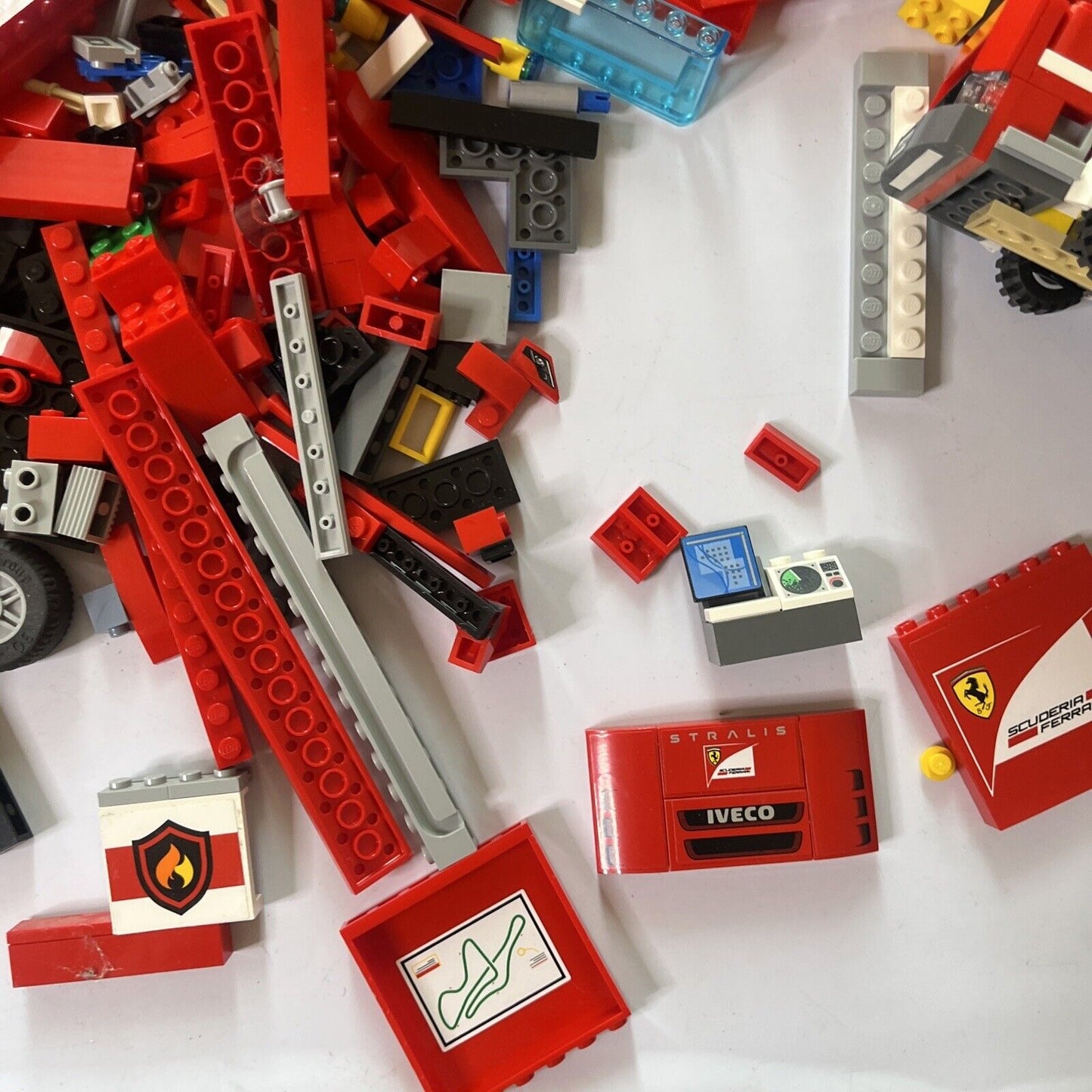 Genuine Authentic Lego 1.55kg Bulk Lot Fire Engine Truck Ferrari Bricks Parts