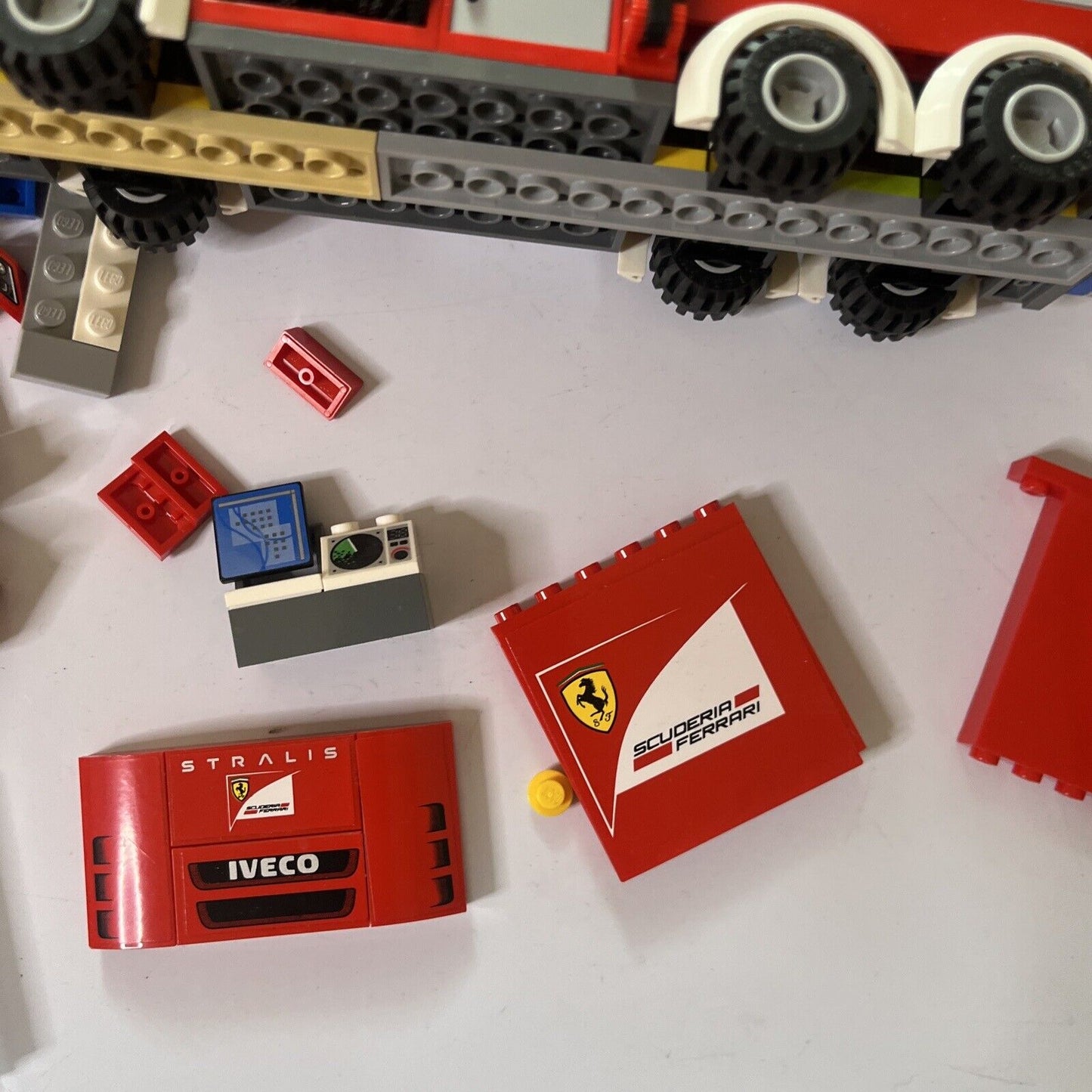 Genuine Authentic Lego 1.55kg Bulk Lot Fire Engine Truck Ferrari Bricks Parts