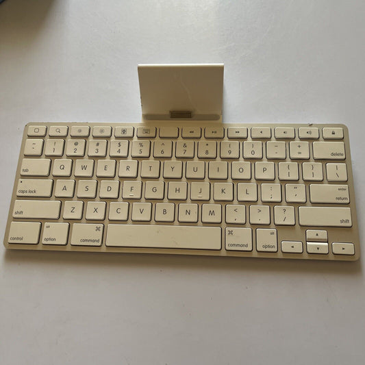 Apple Keyboard A1359 For 30-Pin iPhone iPad