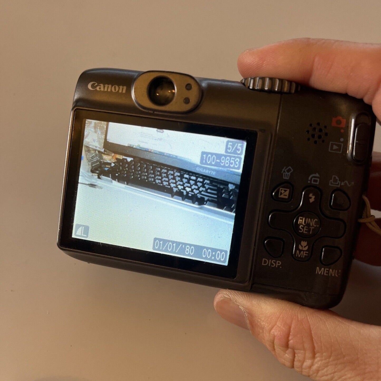 Canon PowerShot A590 Digital Camera 8MP