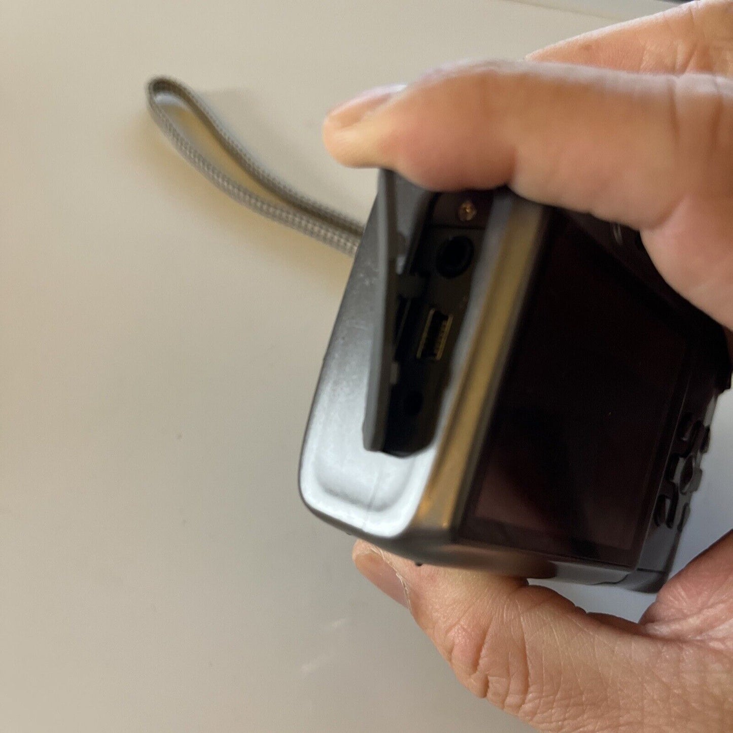 Canon PowerShot A590 Digital Camera 8MP