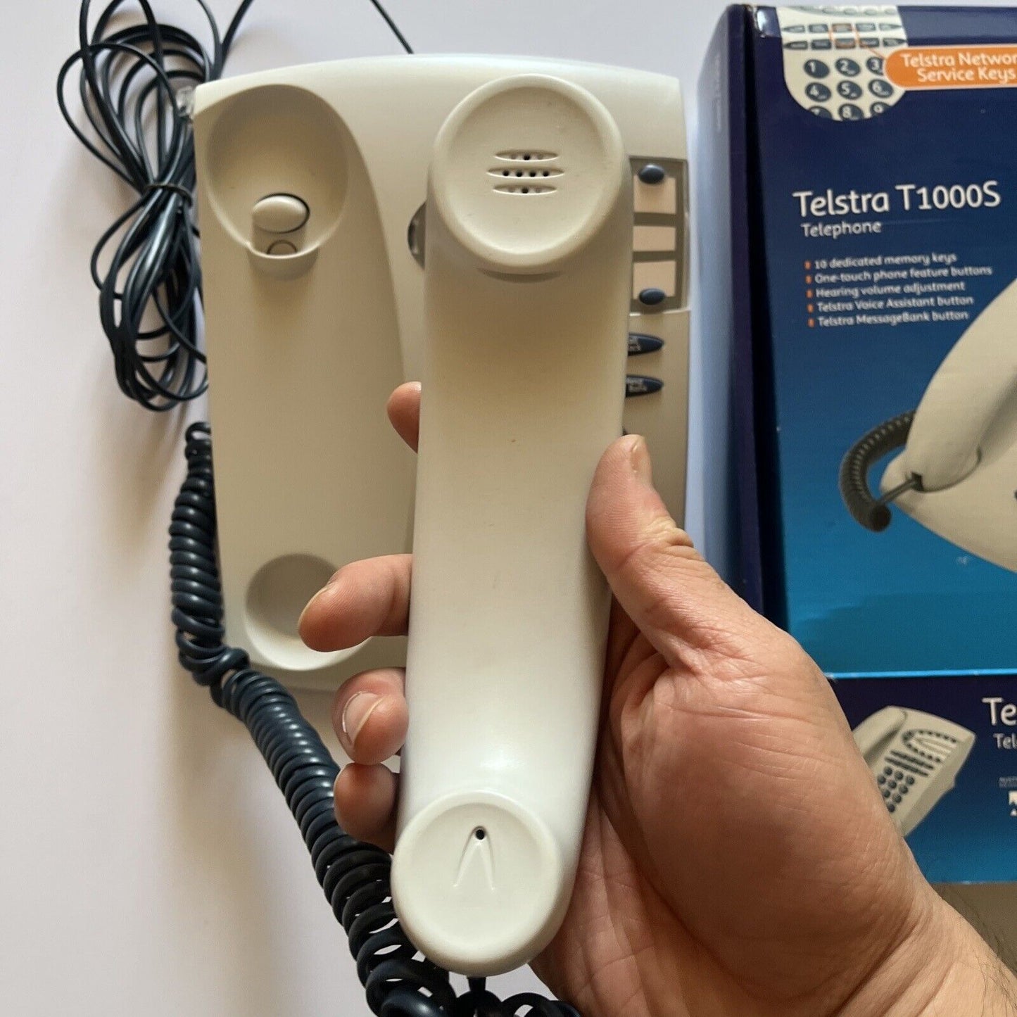 Telstra T1000S Corded Phone With Wall Mount Bracket Telephone NBN Compatible