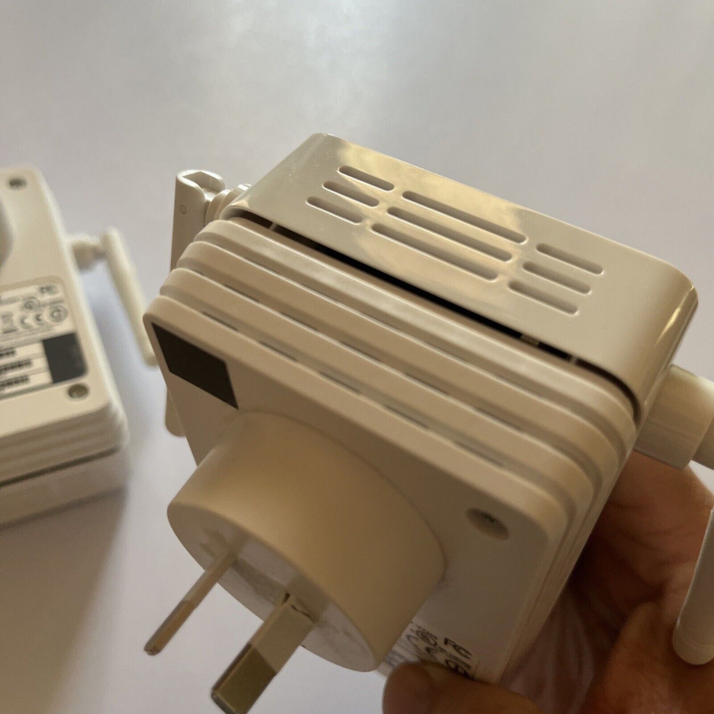 2x Netgear Universal Wifi Range Extender WN3000RP V1H2