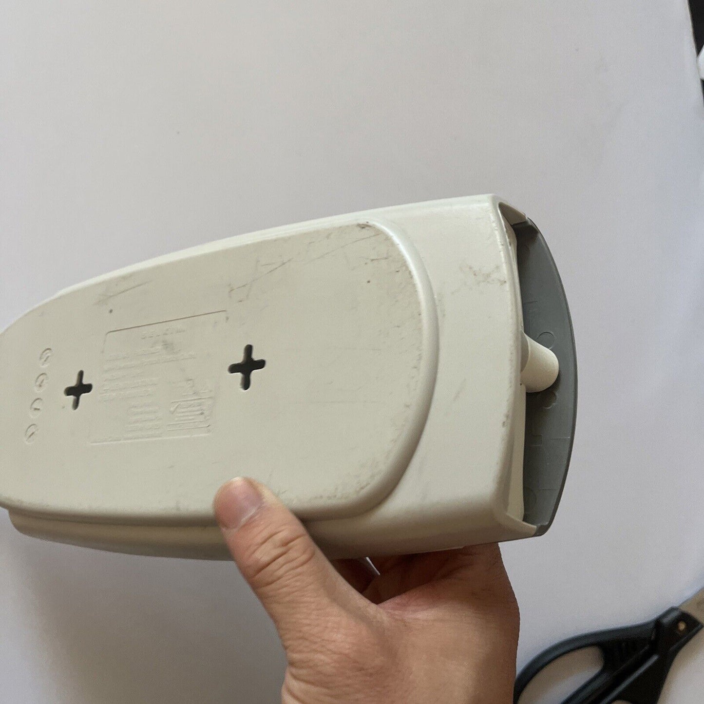 Belkin Portable Socket 6 Outlet + Telephone Surge Protection F9S620au 2M