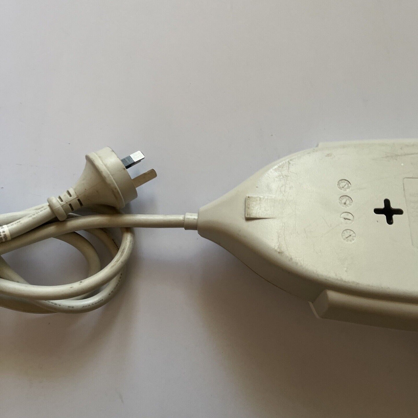 Belkin Portable Socket 6 Outlet + Telephone Surge Protection F9S620au 2M