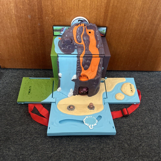 Pokémon Fold Up Carry Case Volcano Play set Incomplete 2021