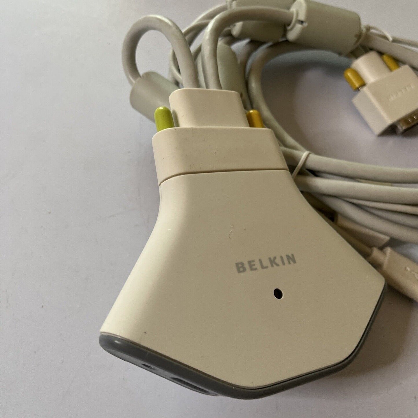 Belkin Flip USB With Audio KVM Switch VGA Port Model F1DG102U