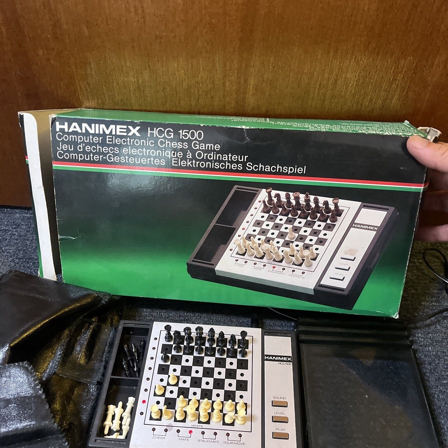 Hanimex HCG 1500 Computer Electronic Chess Board Game Complete