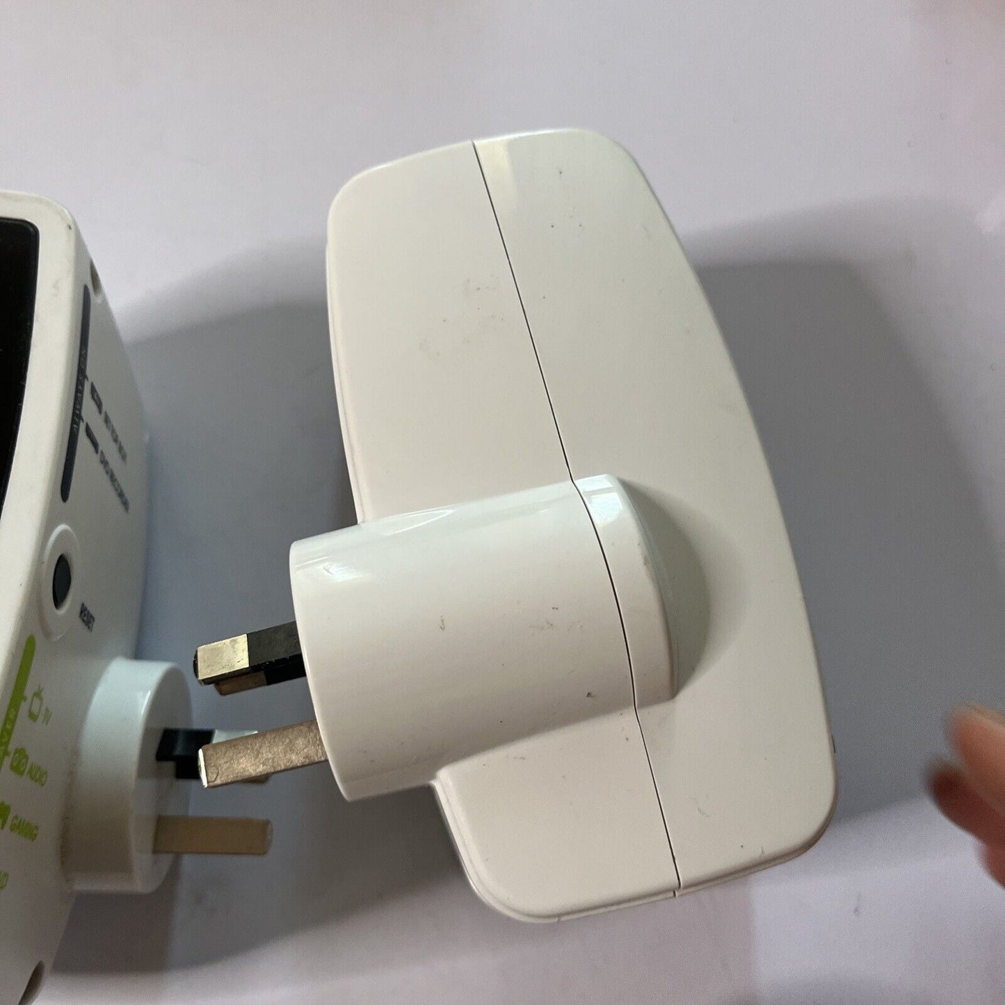 Embertec Emberplug PC & Embertec SmartSwitch AV Embertec AV-ET-01 Power Saver