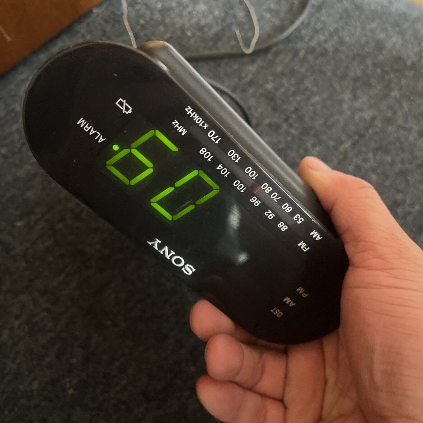 Sony Dream Machine Alarm Clock AM/FM Radio  ICF-C218